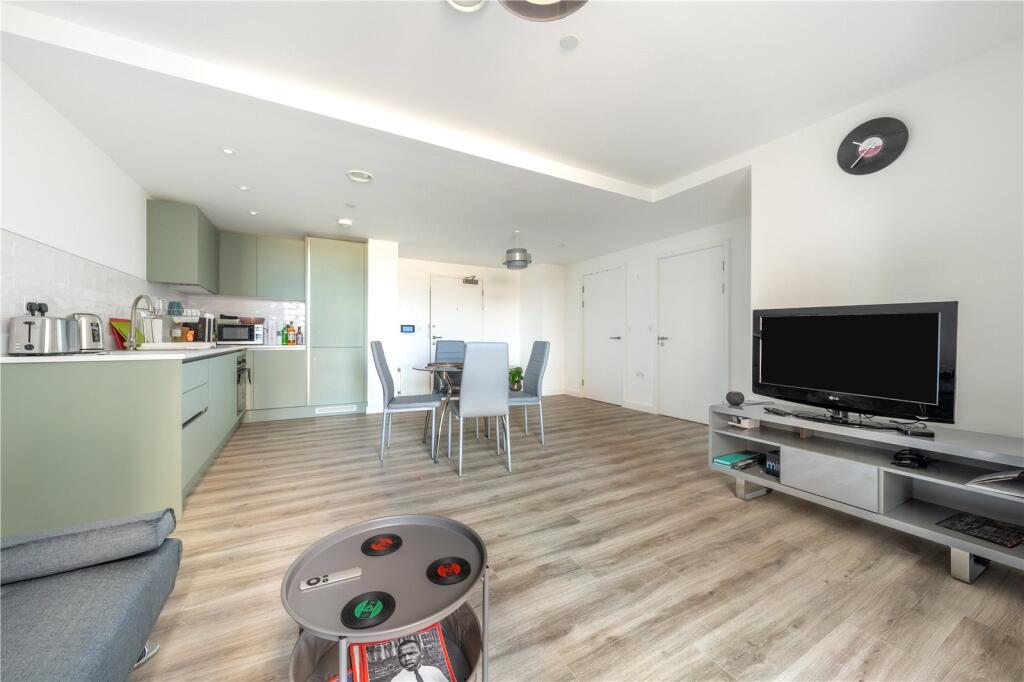 Main image of property: Calibra Court, Kimpton Road, Luton, LU2
