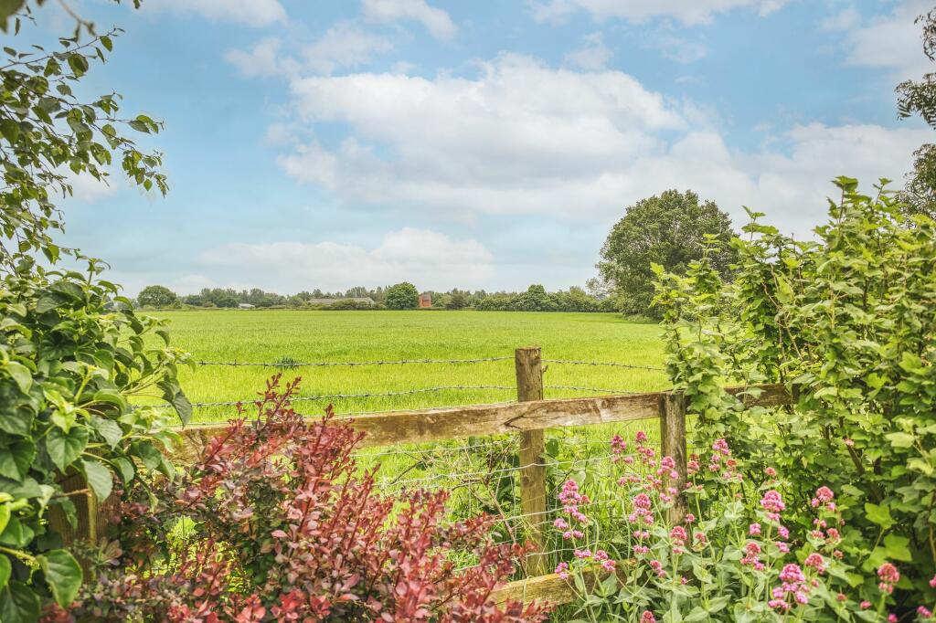 Additional property image - Bent Lane, Church Broughton, DE65