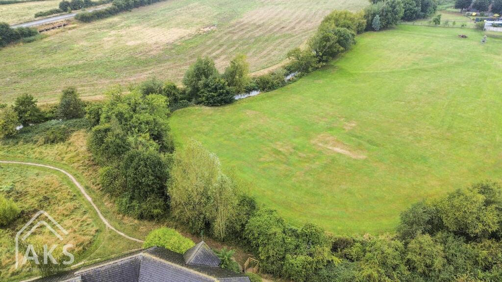 Additional property image - Wildhay Brook, Hilton, DE65