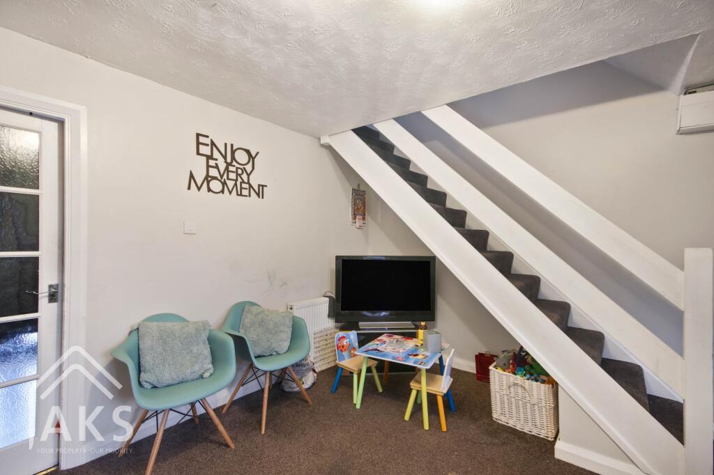 Additional property image - Kestrels Croft, Sinfin, DE24
