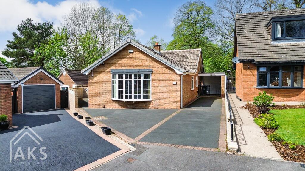 Main image of property: Fairview Close, Littleover, DE23