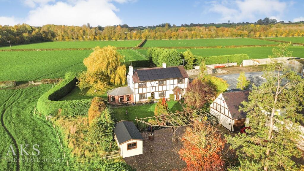 Main image of property: Hatton Fields, Hilton, DE65