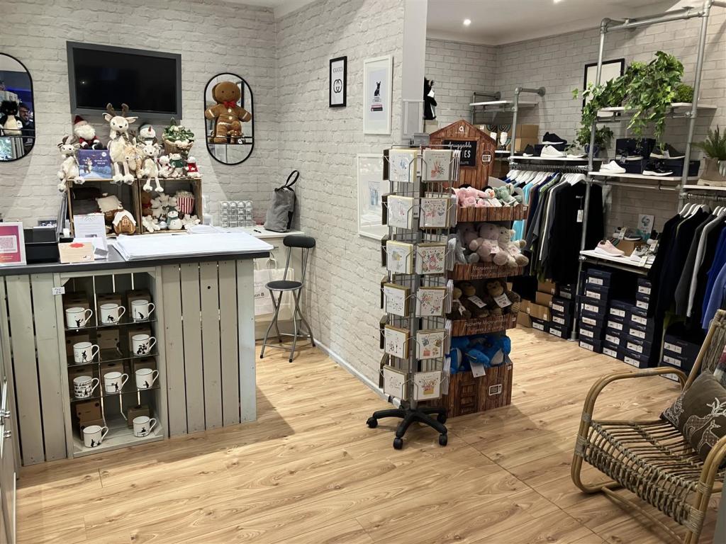 Commercial property for sale in High Street, Steyning, BN44