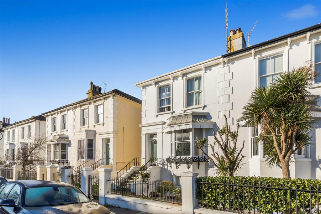 4 bedroom house for sale in Osborne Villas, Hove, BN3