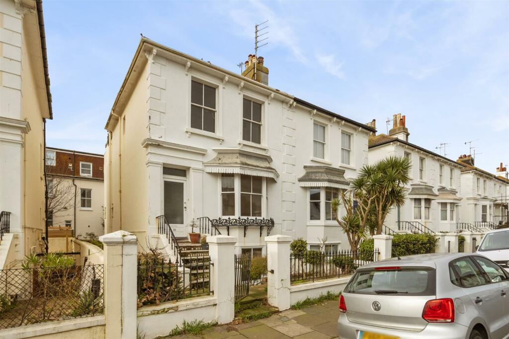 4 bedroom house for sale in Osborne Villas, Hove, BN3