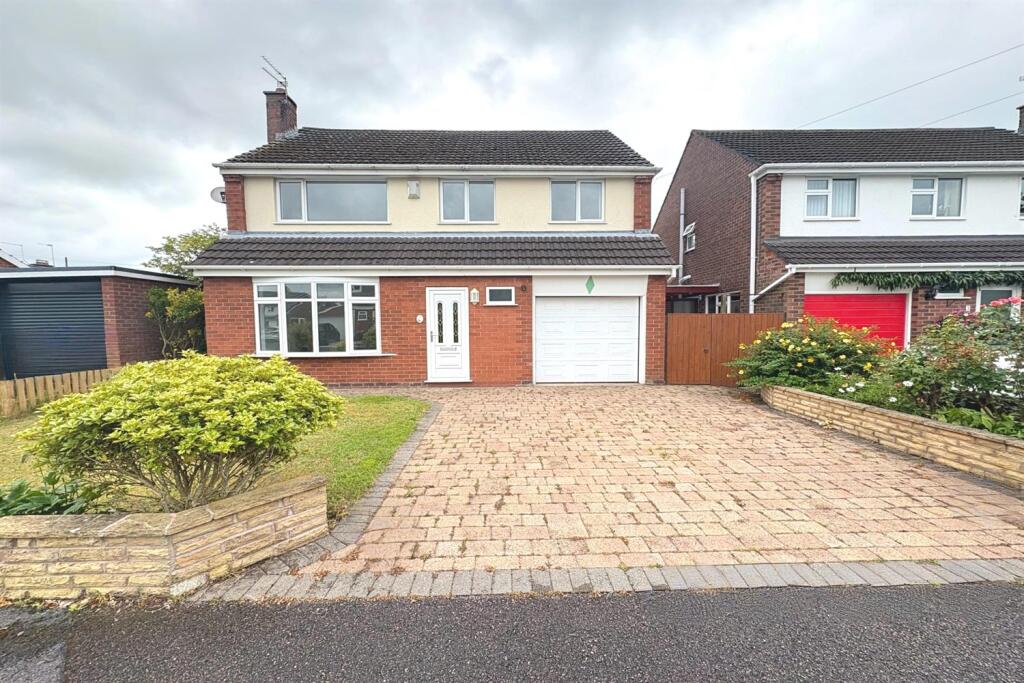 Main image of property: St. Lukes Close, Holmes Chapel