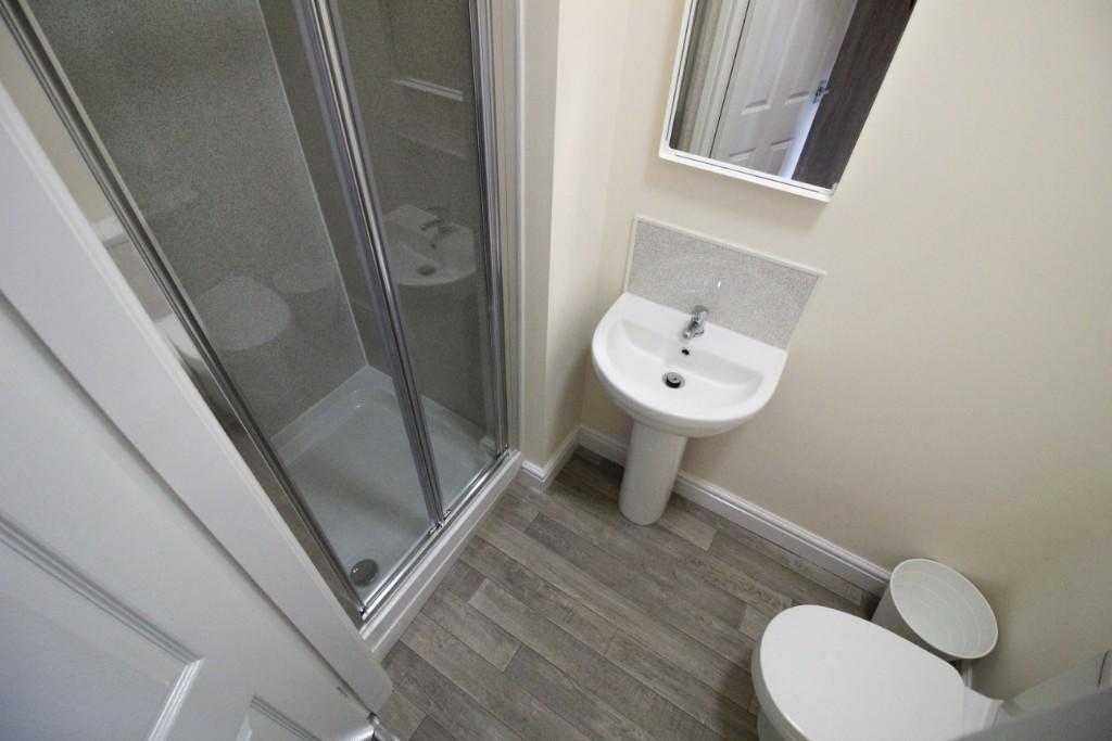 5 bedroom house share for rent in Lorne Road, Thurnscoe, S63 0RQ, S63