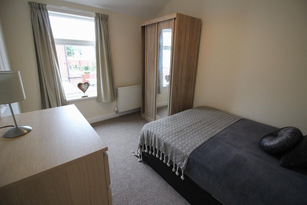 5 bedroom house share for rent in Lorne Road, Thurnscoe, S63 0RQ, S63