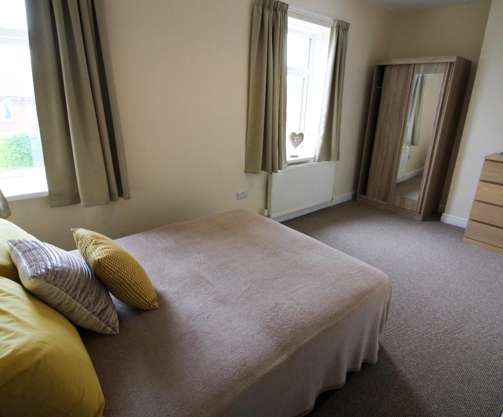 5 bedroom house share for rent in Lorne Road, Thurnscoe, S63 0RQ, S63