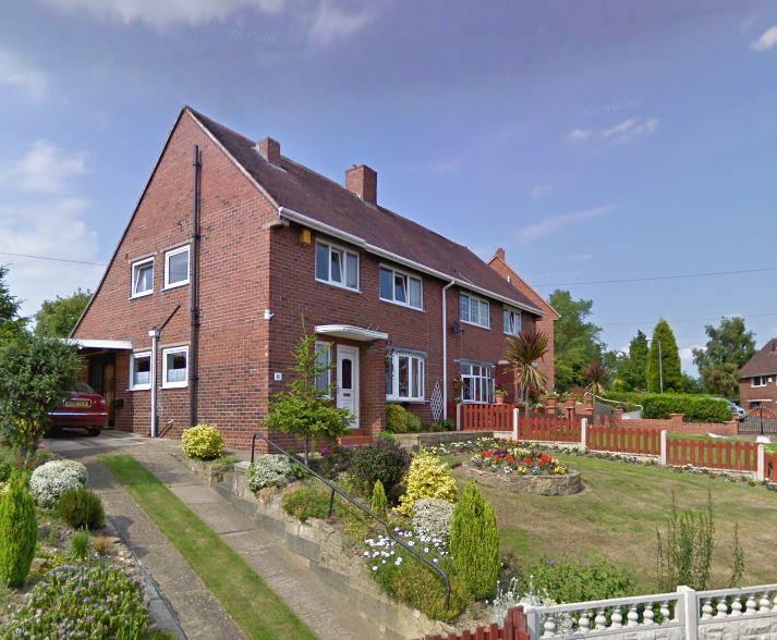 5 bedroom semidetached house for sale in Windmill Avenue, Barnsley