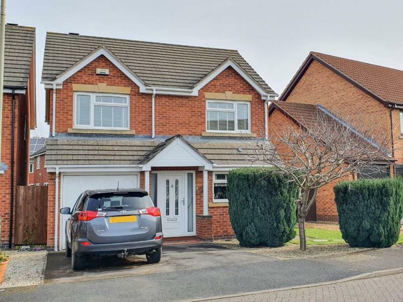 4 bedroom detached house for rent in The Oaks, Abbeymead, GL4
