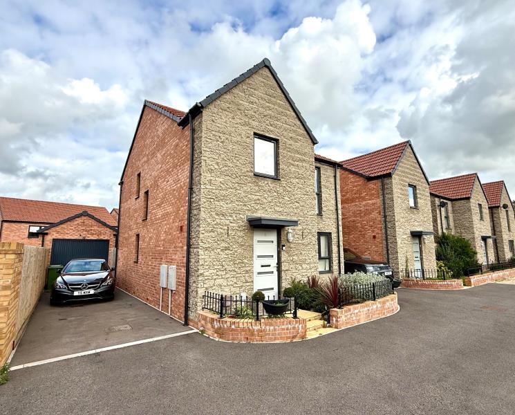 Main image of property: Arthur Close, Yate, Bristol
