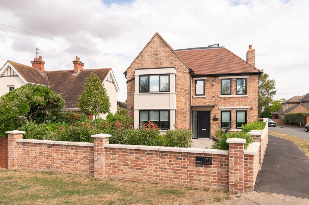 Main image of property: Kimbolton Road, Bedford, MK41