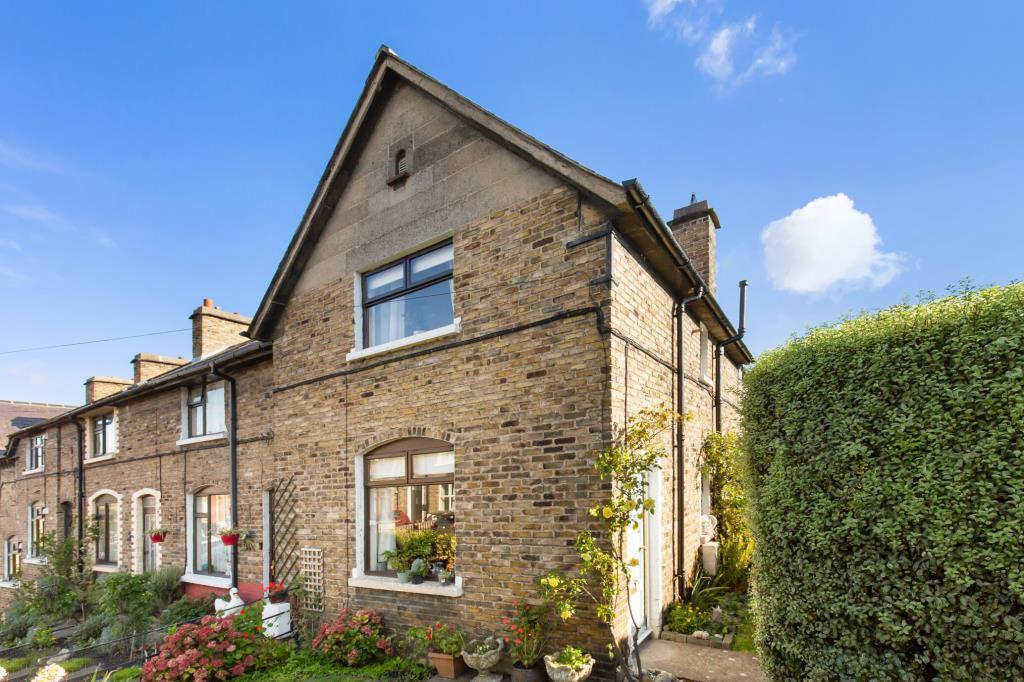 Main image of property: 189 O'Reilly Avenue, Ceannt Fort, Mount Brown, Kilmainham, Dublin 8, D08 CR6K