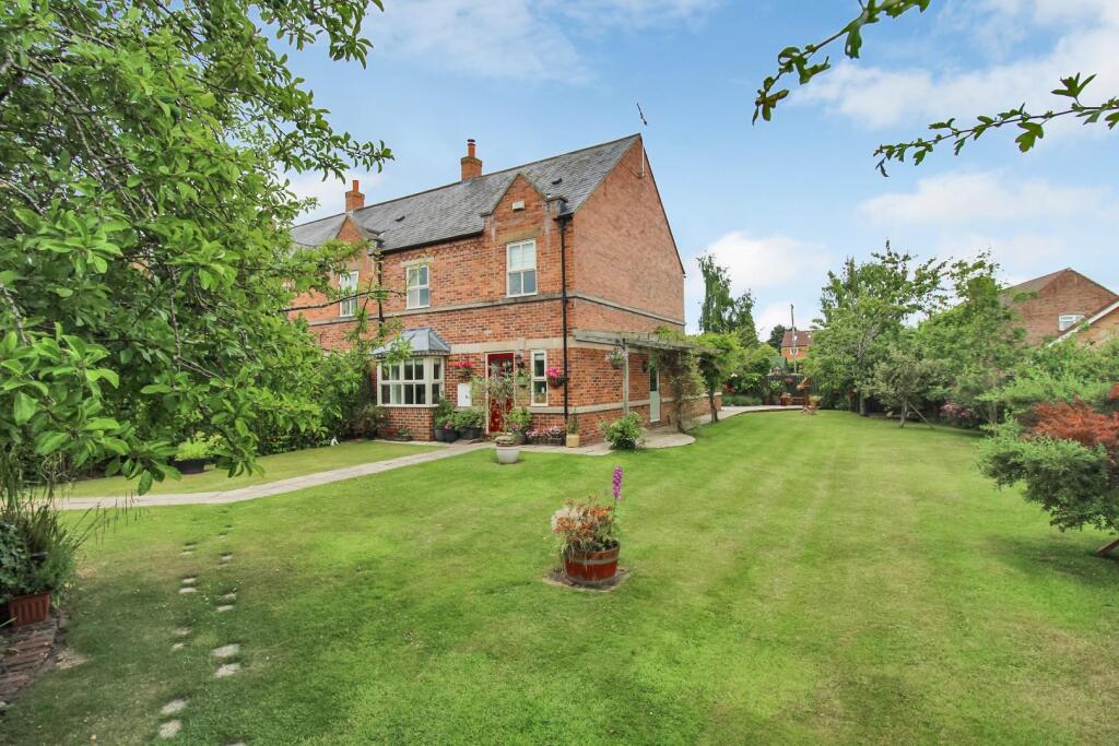 Main image of property: Freemantle Place, Ripon