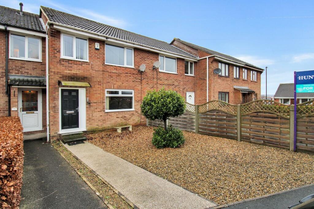 3 bedroom semidetached house for sale in Moorside Dale, Ripon, HG4