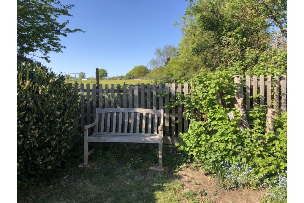 3 bedroom detached house for sale in Lower Luton Road, St. Albans, AL4