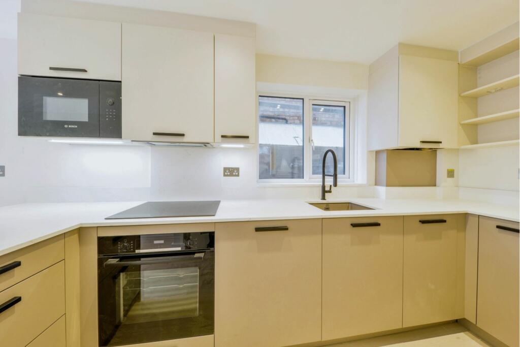 Additional property image - The Acorns, St. Albans, AL4