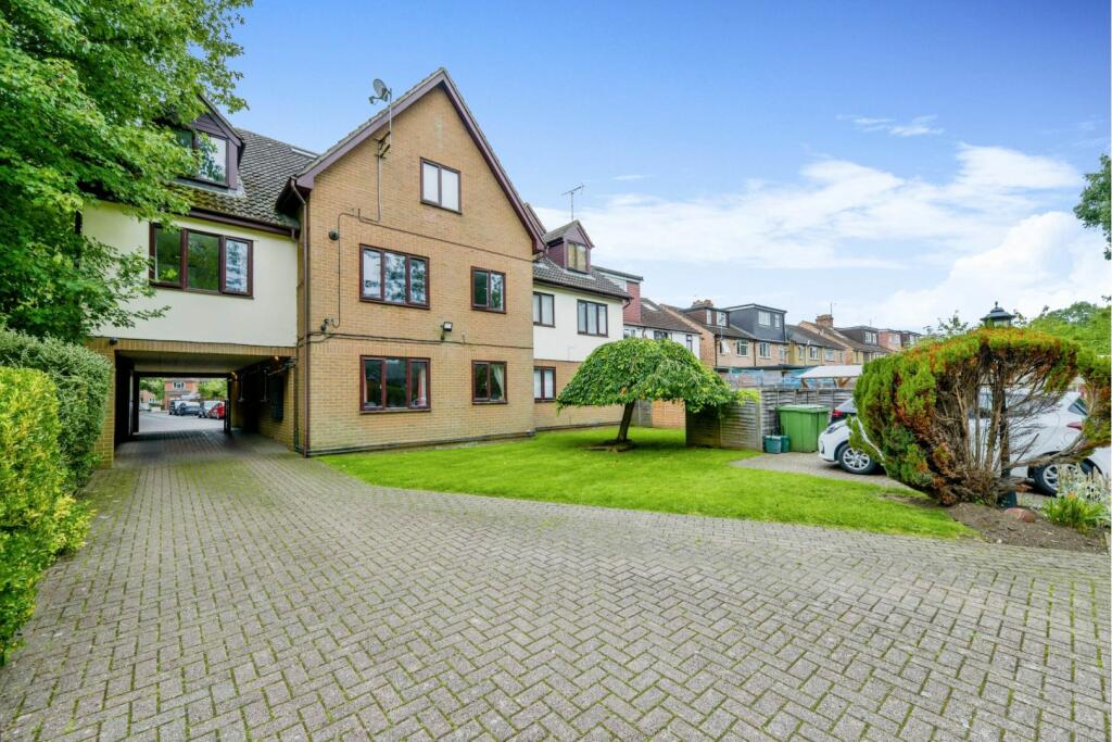 Additional property image - The Acorns, St. Albans, AL4