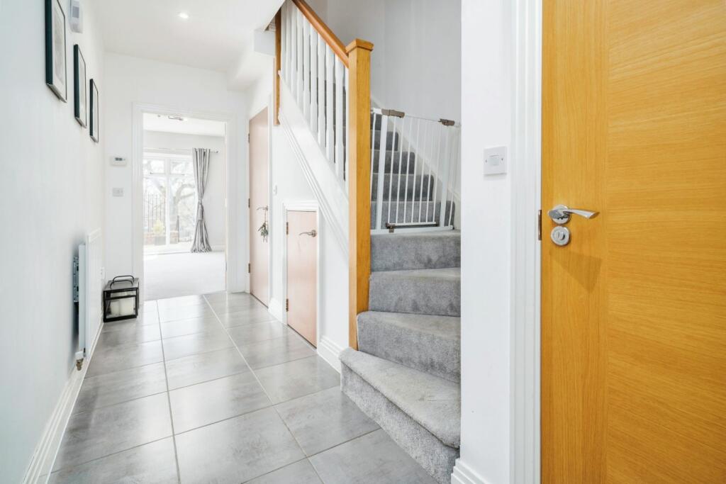 Additional property image - Meldrum Court, Welwyn, AL6