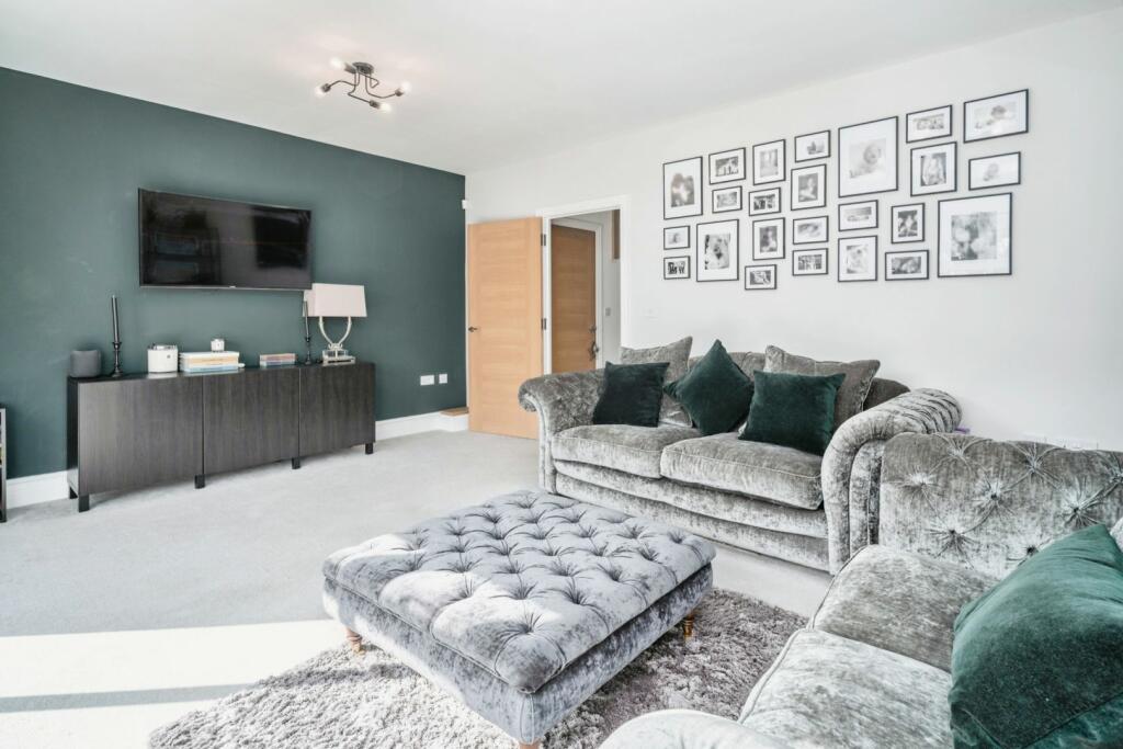 Additional property image - Meldrum Court, Welwyn, AL6