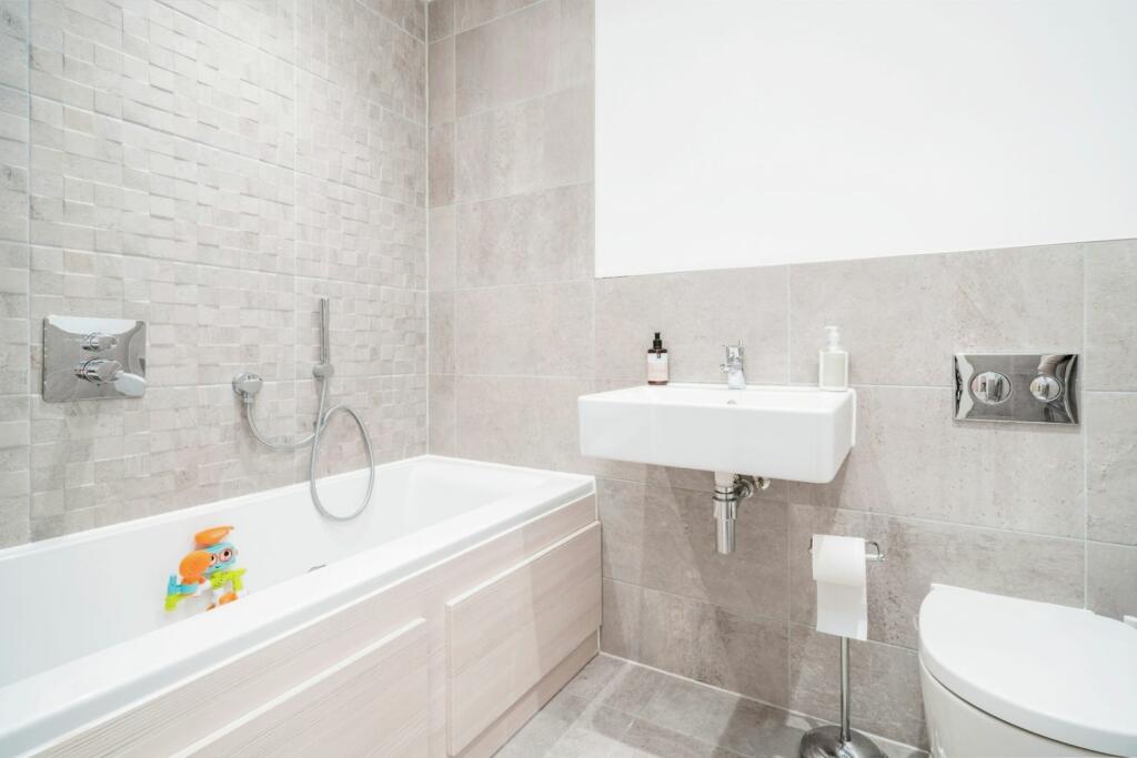 Additional property image - Meldrum Court, Welwyn, AL6