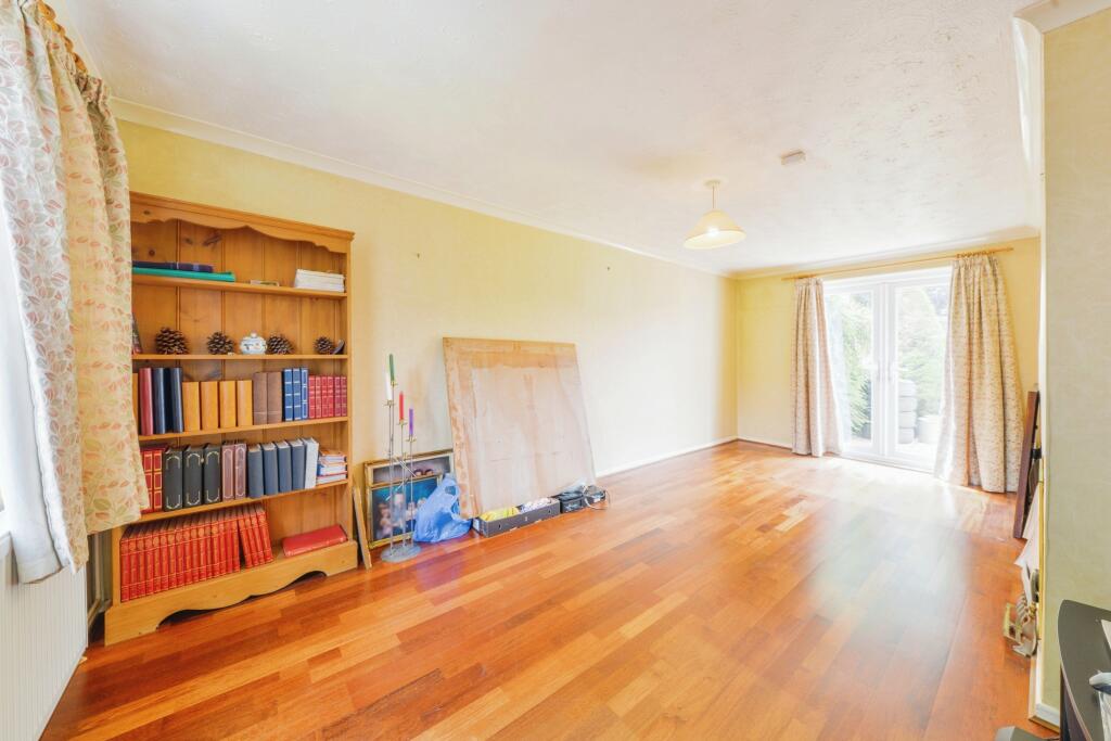 Additional property image - Hazel Grove, Hatfield, AL10