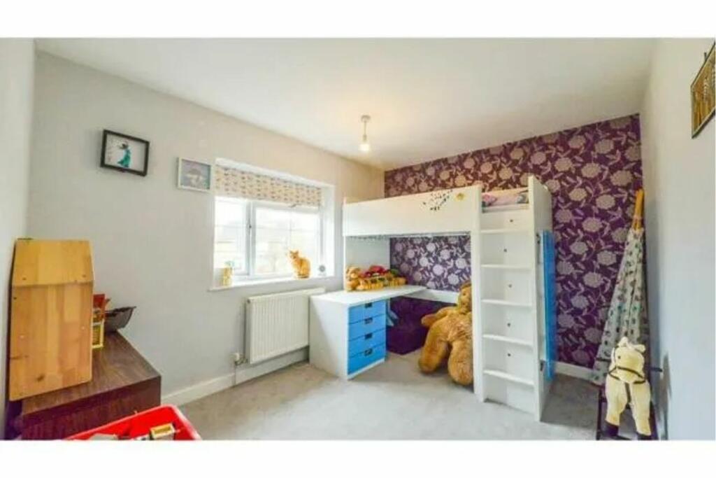 Additional property image - Twelve Acres, Welwyn Garden City, AL7