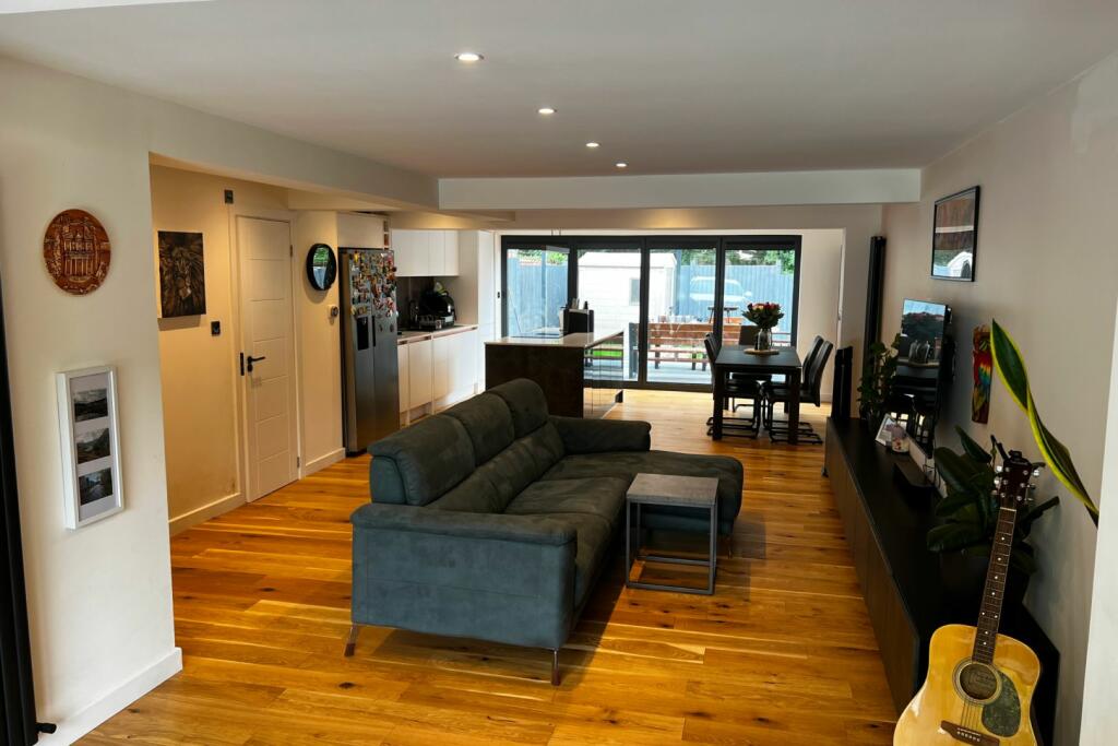 Additional property image - Drakes Drive, St. Albans, AL1