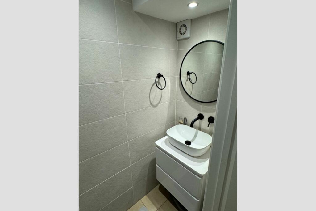 Additional property image - Drakes Drive, St. Albans, AL1