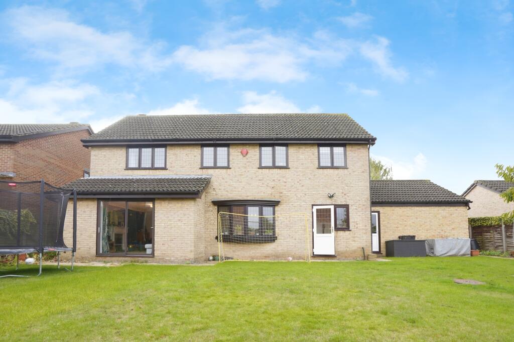 Additional property image - Chedburgh, Welwyn Garden City, AL7