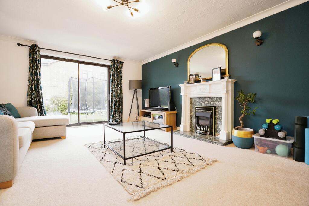 Additional property image - Chedburgh, Welwyn Garden City, AL7