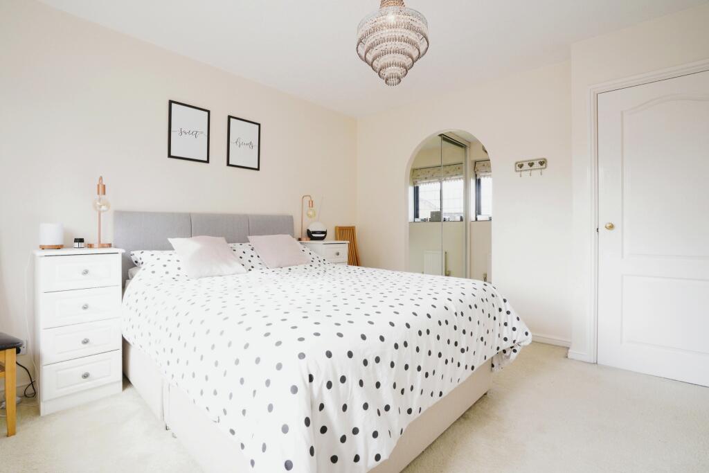 Additional property image - Chedburgh, Welwyn Garden City, AL7