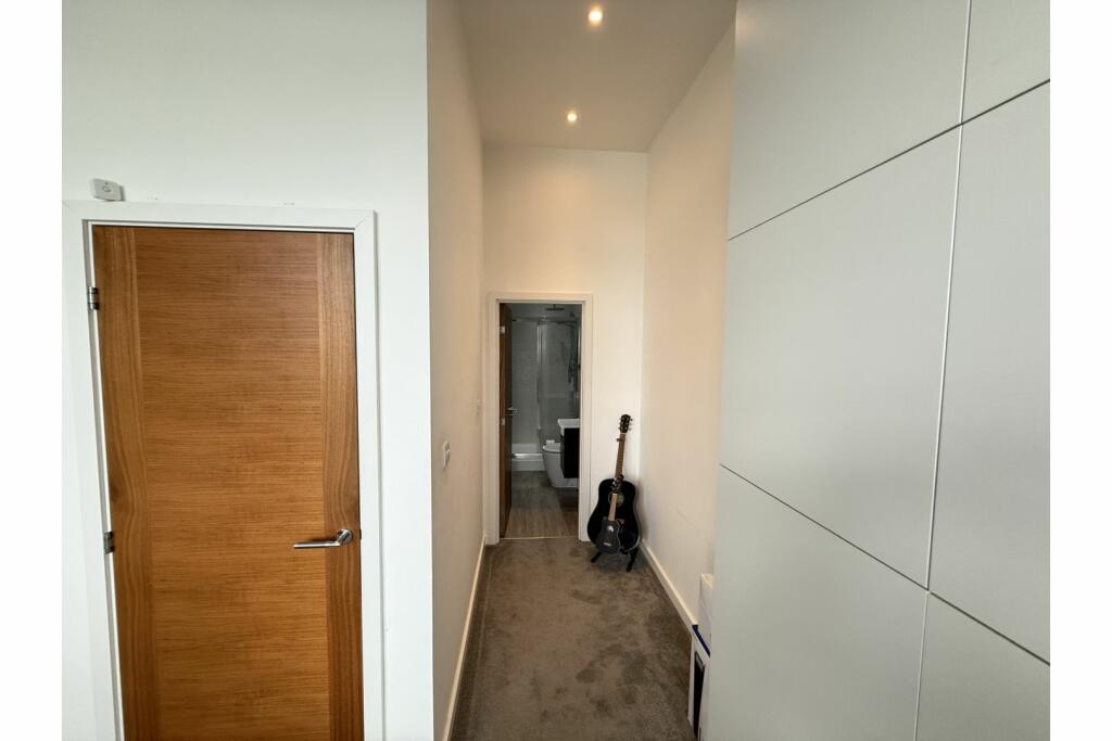 Additional property image - Mundells, Welwyn Garden City, AL7