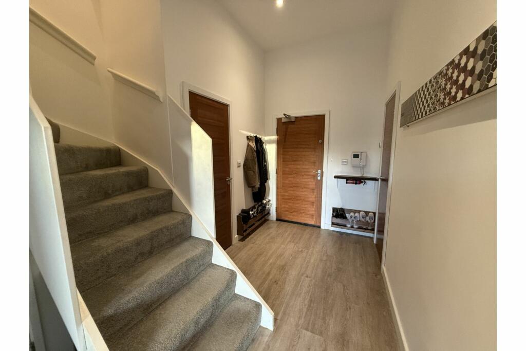Additional property image - Mundells, Welwyn Garden City, AL7