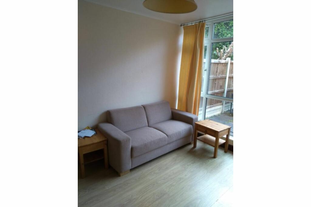 Main image of property: Wood Vale, Hatfield, AL10