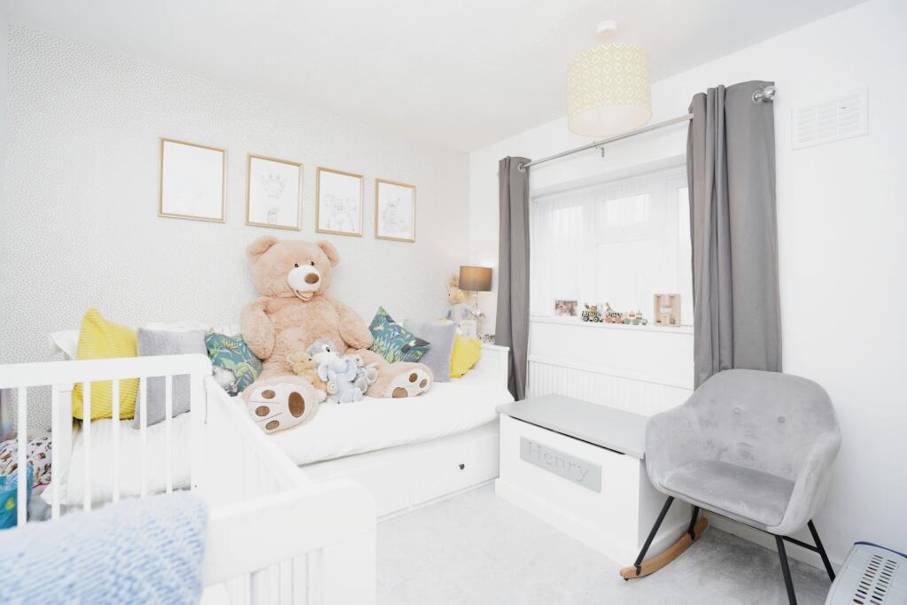 Additional property image - Cole Green Lane, Welwyn Garden City, AL7