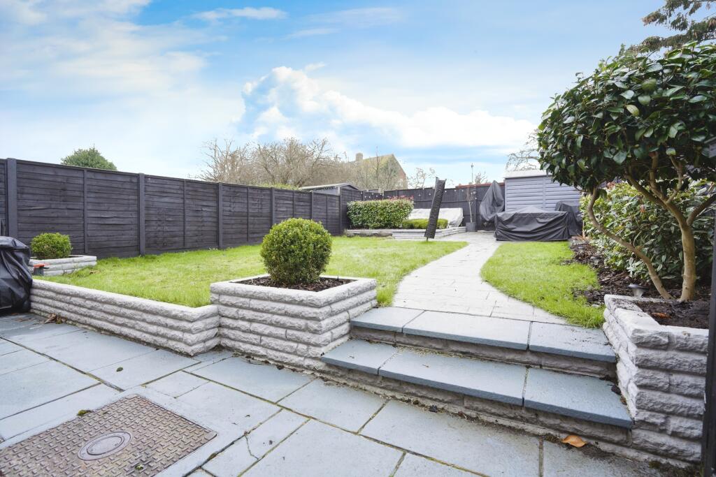 Additional property image - Cole Green Lane, Welwyn Garden City, AL7