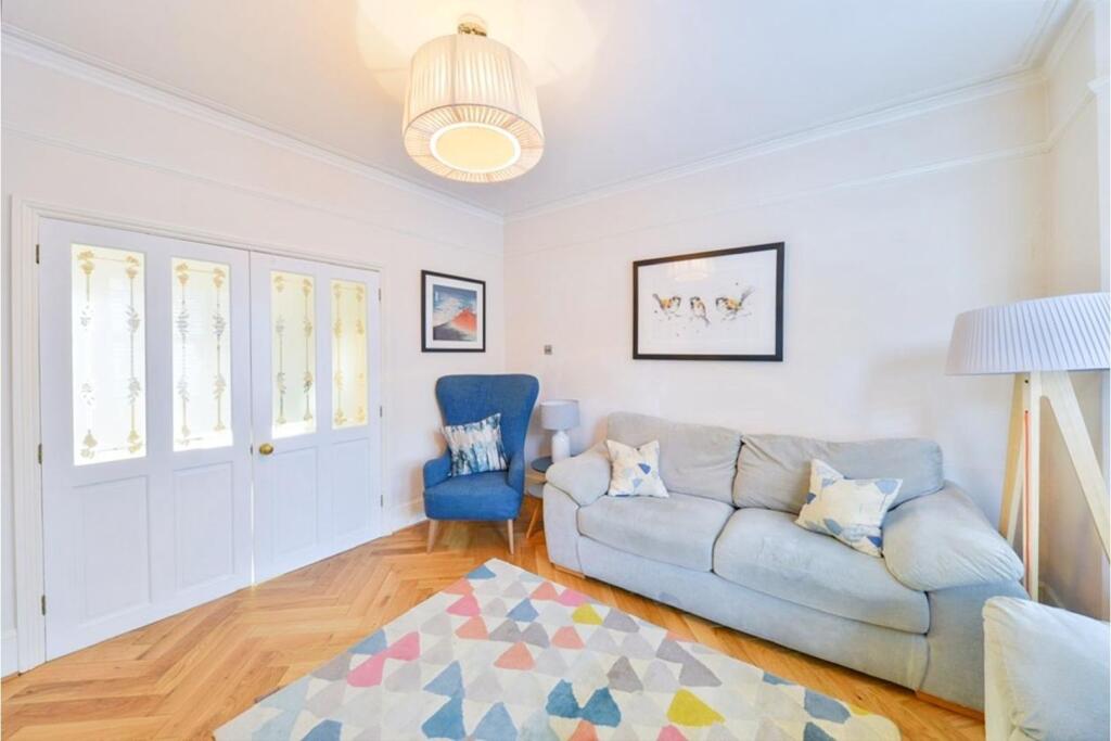Additional property image - Oswald Road, St. Albans, AL1