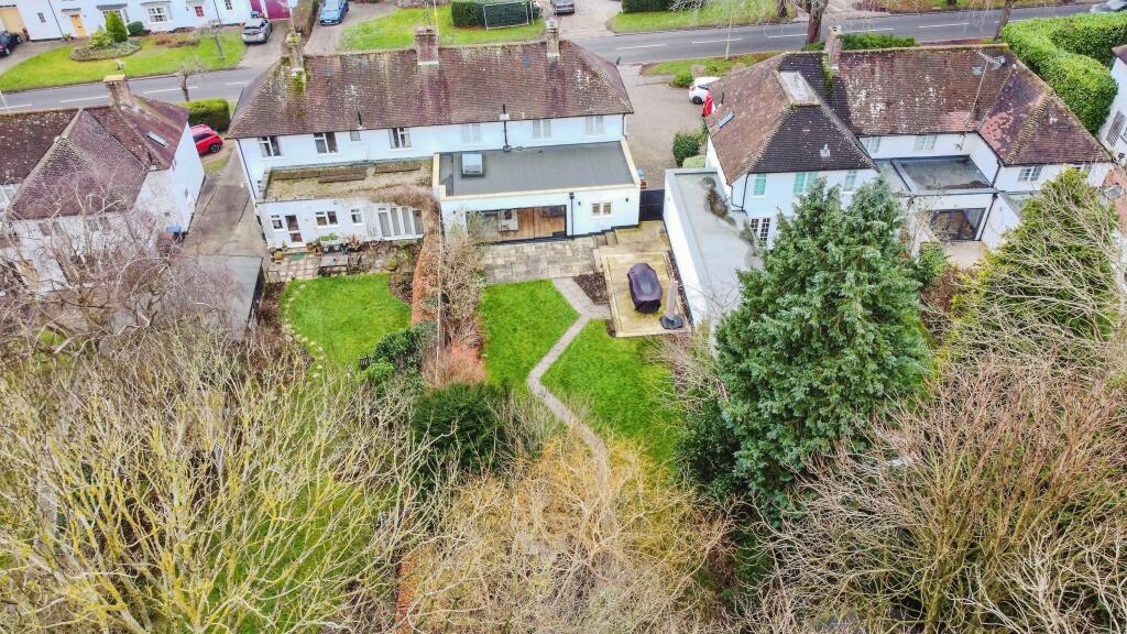 Additional property image - Brockswood Lane, Welwyn Garden City, AL8