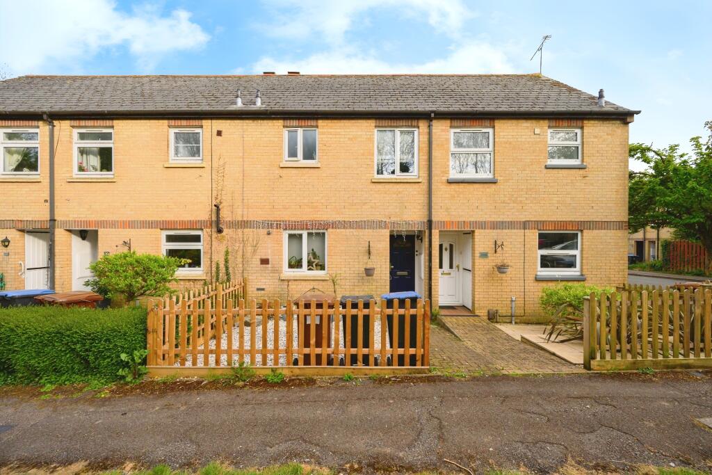 Main image of property: Haltside, Hatfield, AL10