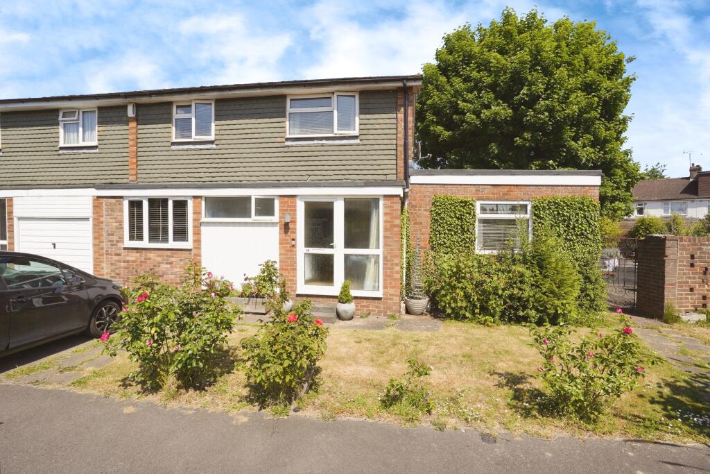 Main image of property: Manor Close, Hatfield, AL10