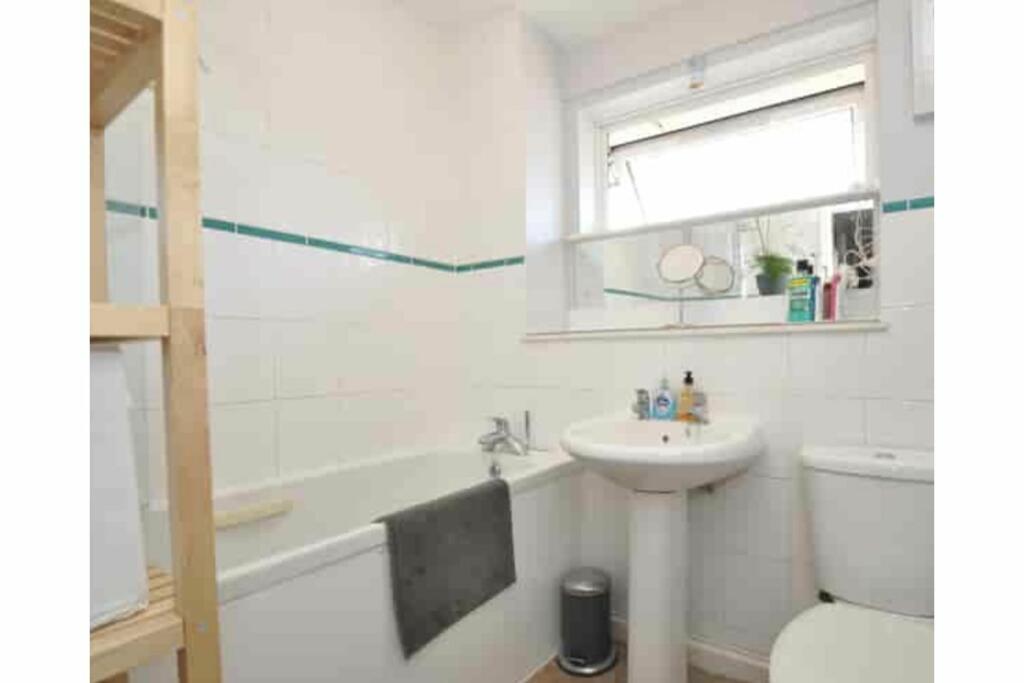 Additional property image - Russett Wood, Welwyn Garden City, AL7