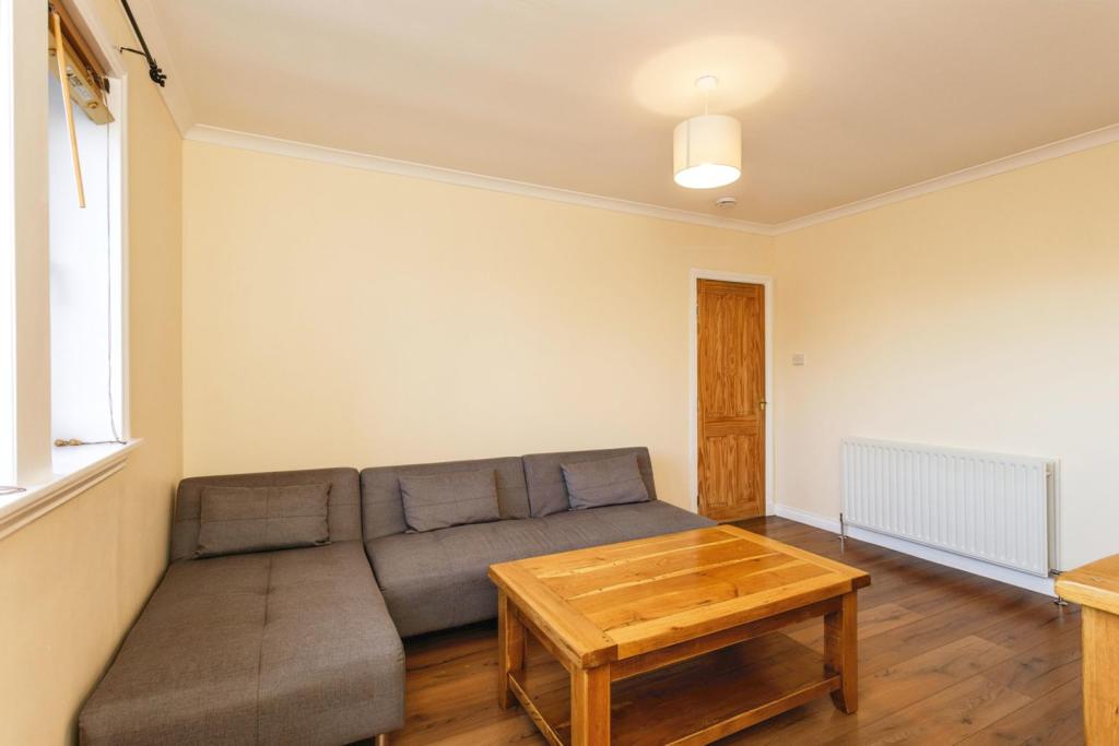 1 bedroom flat for sale in Cairngorm Drive, Aberdeen, AB12