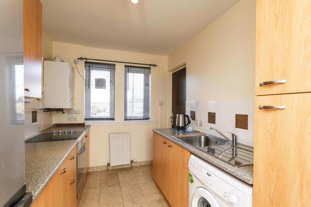 1 bedroom flat for sale in Cairngorm Drive, Aberdeen, AB12