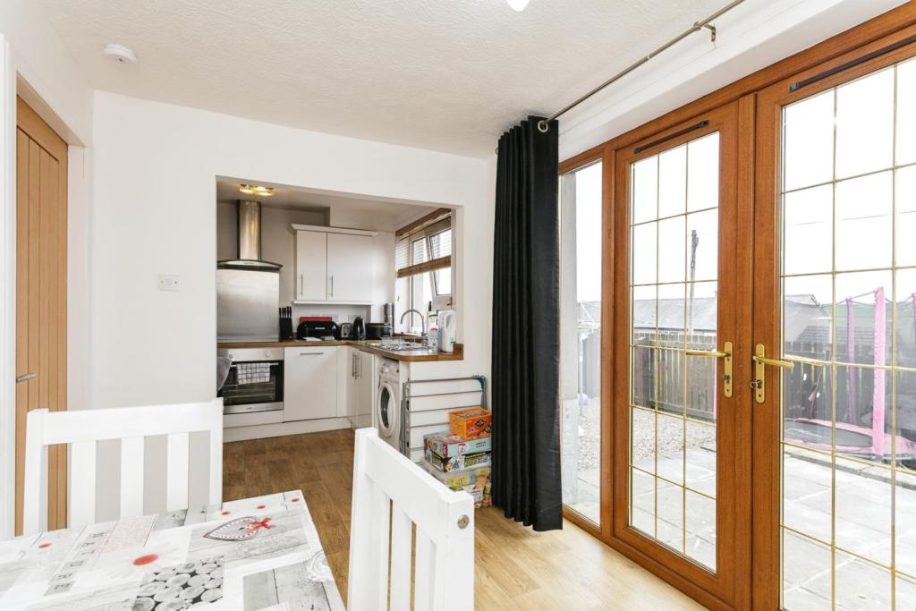 2 bedroom semidetached house for sale in Southview Terrace