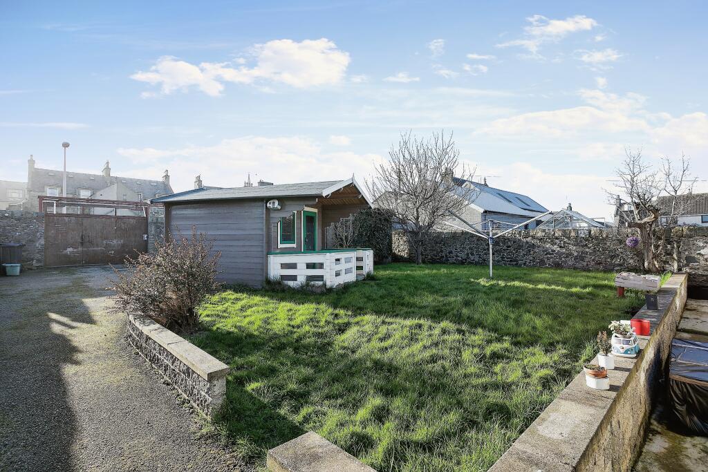 5 bedroom stone house for sale in Saltoun Place, Fraserburgh, AB43