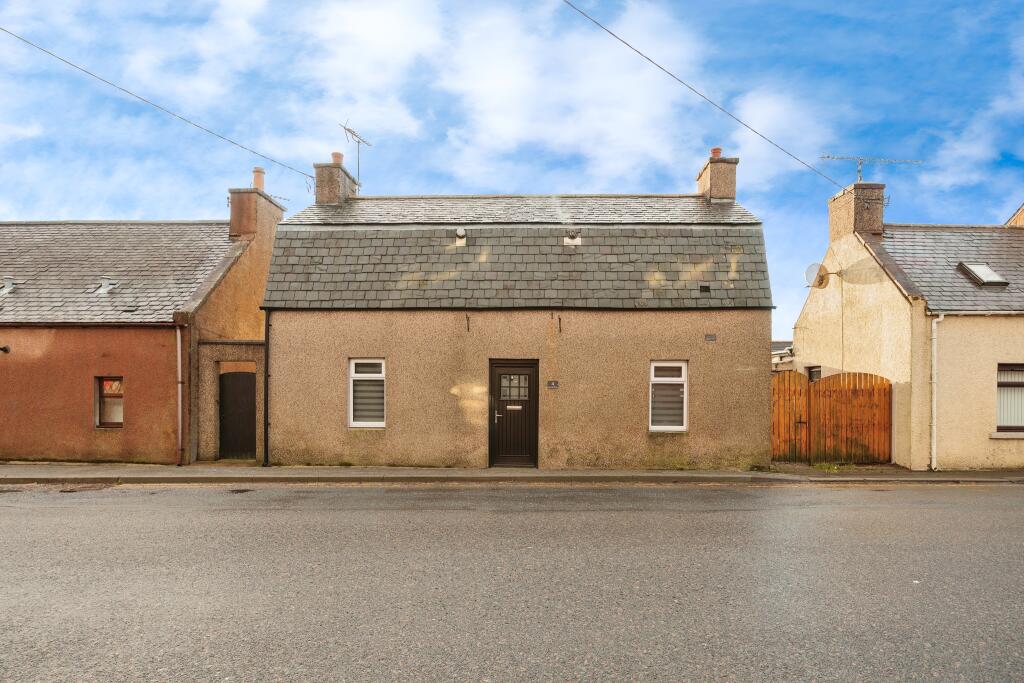 2 bedroom detached house for sale in Deveron Street, Turriff, AB53