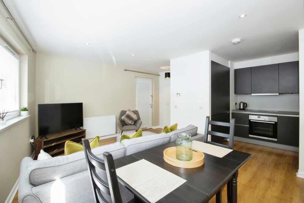 Additional property image - Balmoral Terrace, Aberdeen, AB10