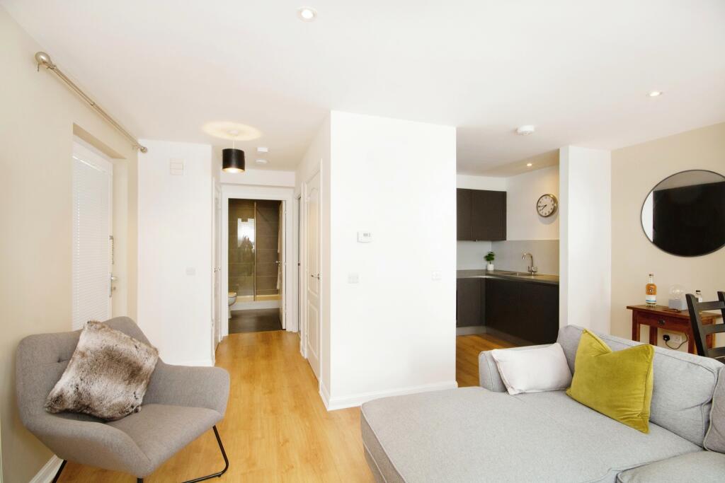 Additional property image - Balmoral Terrace, Aberdeen, AB10